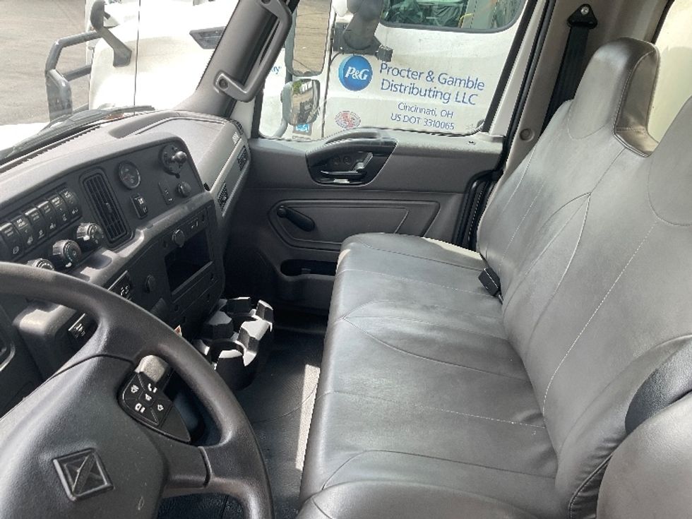 Medium Duty Box Truck-Light and Medium Duty Trucks-International-2021-MV607-Dayton-OH-252,659\n\t\tmiles-$ 41,000 - Image 18