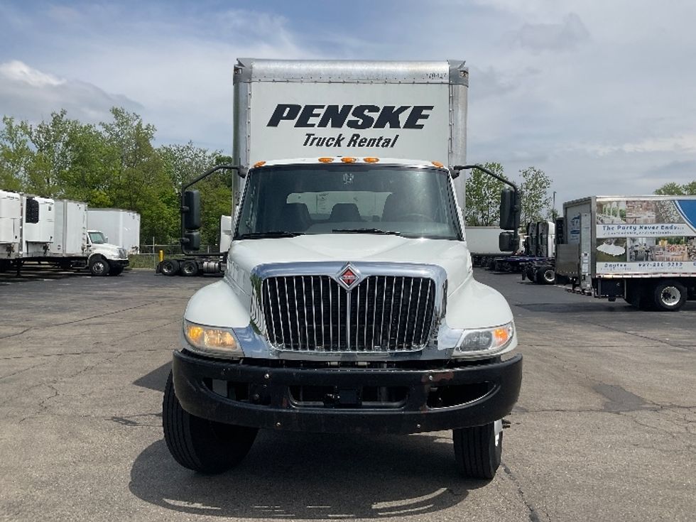 Medium Duty Box Truck-Light and Medium Duty Trucks-International-2021-MV607-Dayton-OH-252,659\n\t\tmiles-$ 41,000 - Image 2