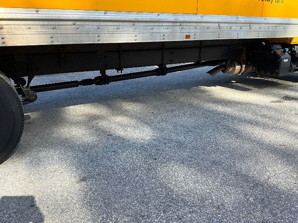 Medium Duty Box Truck-Light and Medium Duty Trucks-International-2021-MV607-Daytona Beach-FL-211,189\n\t\tmiles-$ 40,750 - Image 14