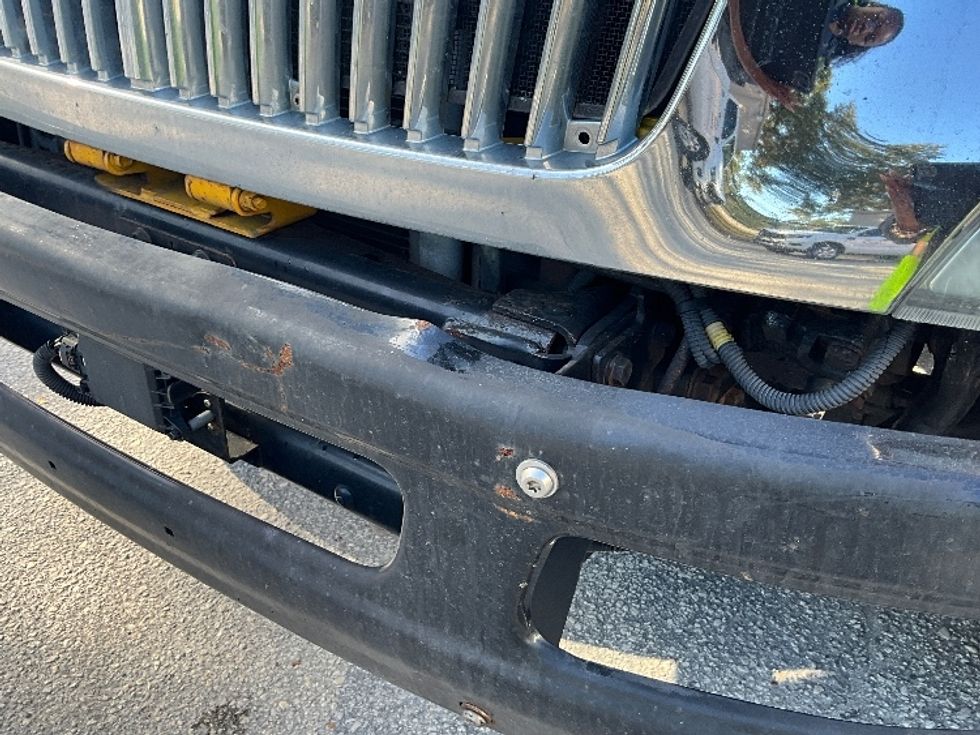 Medium Duty Box Truck-Light and Medium Duty Trucks-International-2021-MV607-Daytona Beach-FL-211,189\n\t\tmiles-$ 40,750 - Image 29