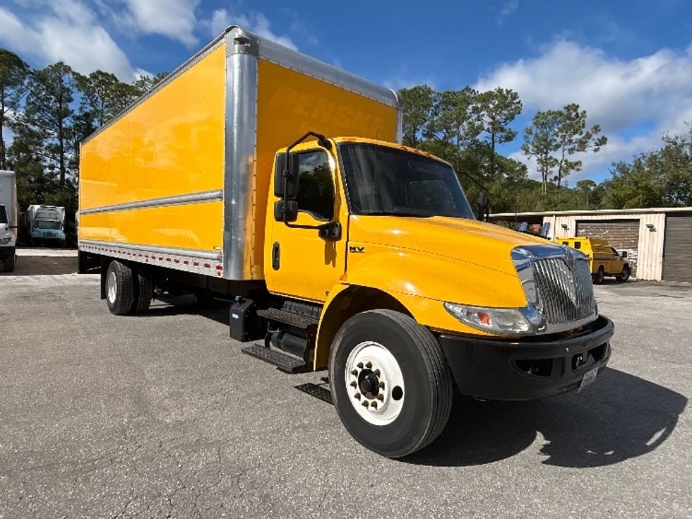 Medium Duty Box Truck-Light and Medium Duty Trucks-International-2021-MV607-Daytona Beach-FL-217,817\n\t\tmiles-$ 39,750 - Image 1