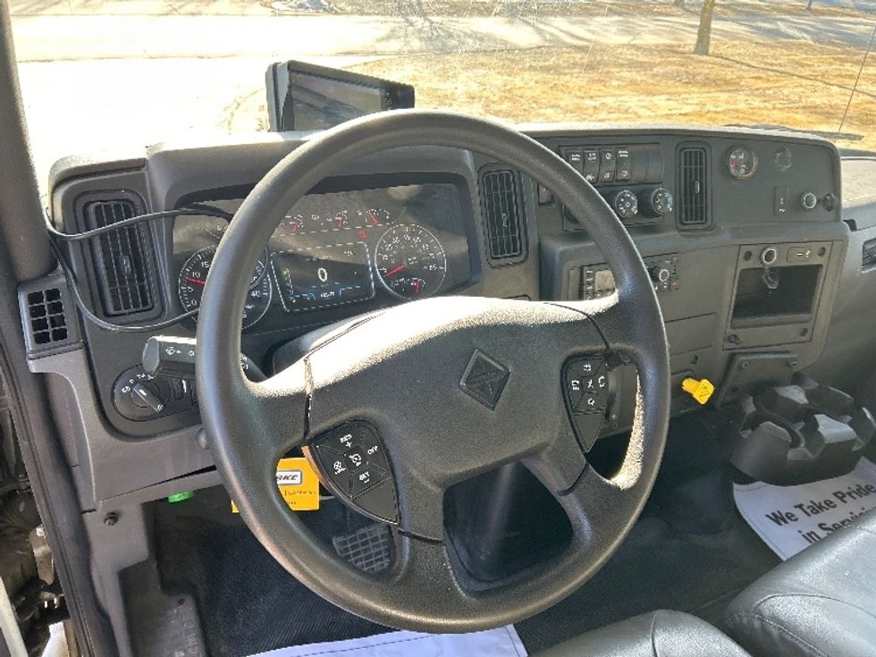 Medium Duty Box Truck-Light and Medium Duty Trucks-International-2021-MV607-De Pere-WI-132,272\n\t\tmiles-$ 59,750 - Image 18