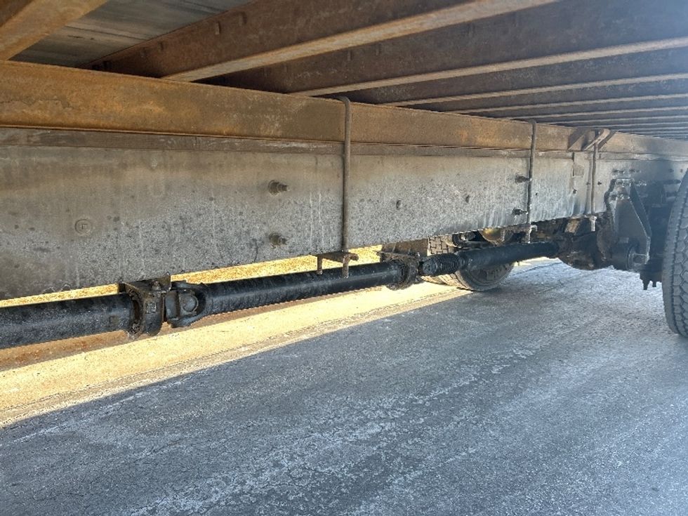 Medium Duty Box Truck-Light and Medium Duty Trucks-International-2021-MV607-De Pere-WI-132,272\n\t\tmiles-$ 59,750 - Image 5