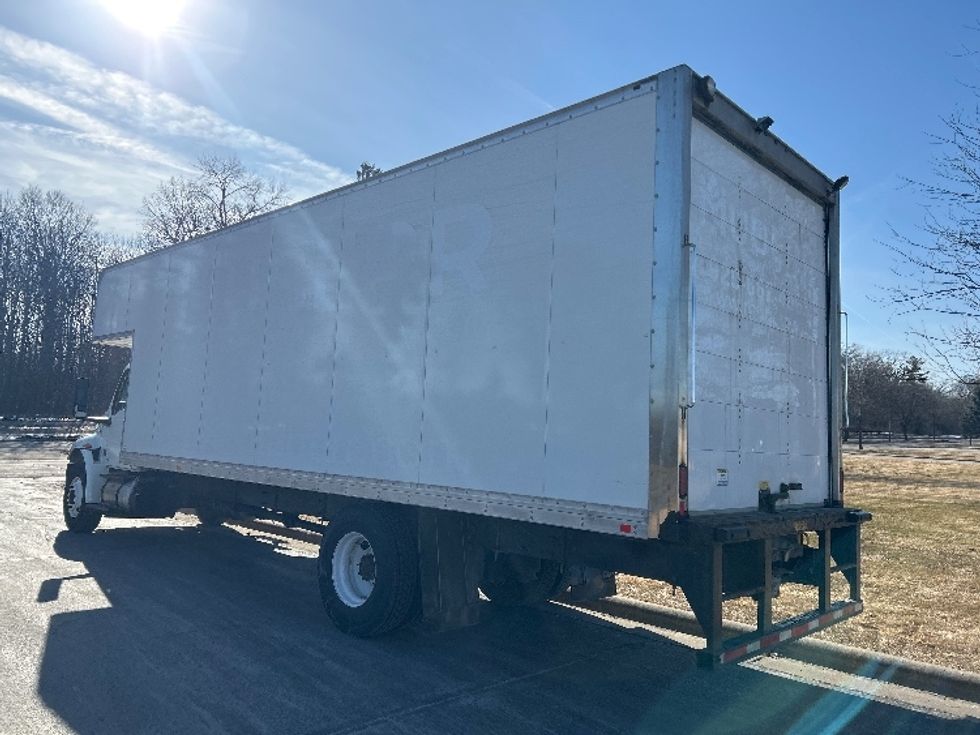 Medium Duty Box Truck-Light and Medium Duty Trucks-International-2021-MV607-De Pere-WI-132,272\n\t\tmiles-$ 59,750 - Image 6