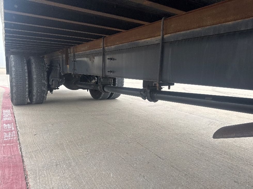 Medium Duty Box Truck-Light and Medium Duty Trucks-International-2021-MV607-Denton-TX-195,889\n\t\tmiles-$ 42,750 - Image 14