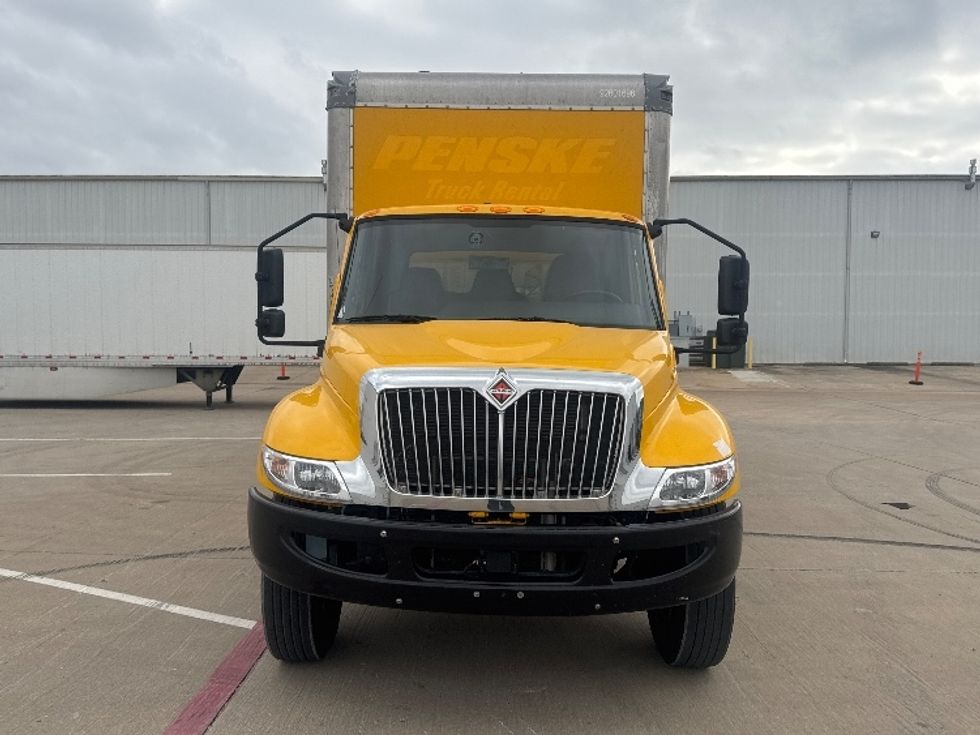 Medium Duty Box Truck-Light and Medium Duty Trucks-International-2021-MV607-Denton-TX-195,889\n\t\tmiles-$ 42,750 - Image 2