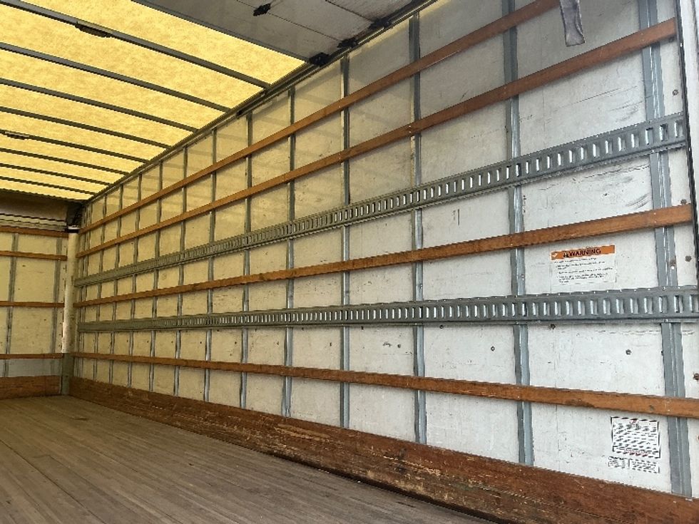 Medium Duty Box Truck-Light and Medium Duty Trucks-International-2021-MV607-Denver-CO-173,336\n\t\tmiles-$ 59,250 - Image 12
