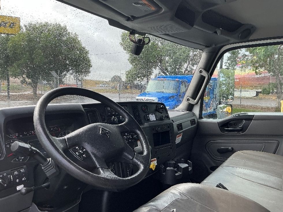 Medium Duty Box Truck-Light and Medium Duty Trucks-International-2021-MV607-Denver-CO-173,336\n\t\tmiles-$ 59,250 - Image 17