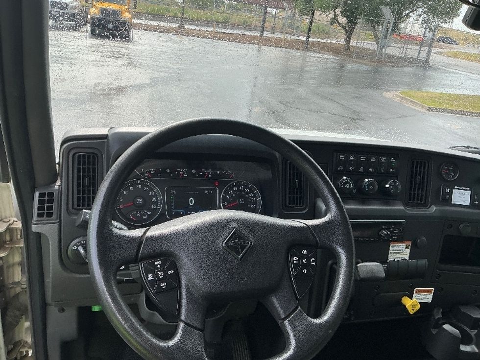 Medium Duty Box Truck-Light and Medium Duty Trucks-International-2021-MV607-Denver-CO-173,336\n\t\tmiles-$ 59,250 - Image 18
