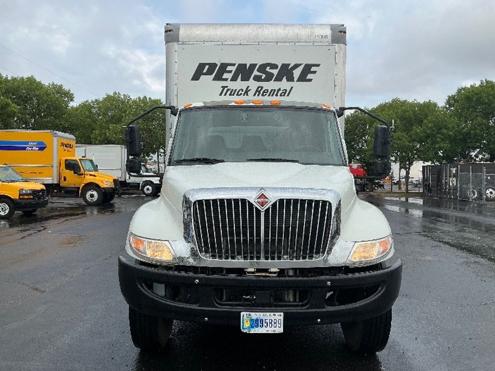 Medium Duty Box Truck-Light and Medium Duty Trucks-International-2021-MV607-Denver-CO-173,336\n\t\tmiles-$ 59,250 - Image 2