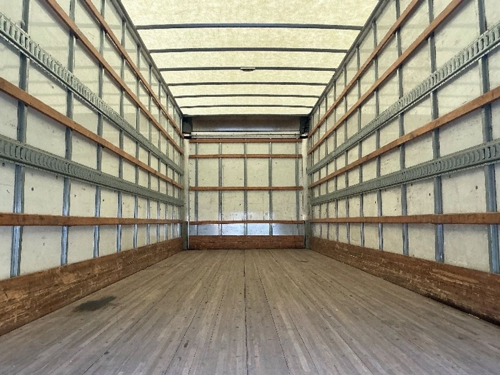 Medium Duty Box Truck-Light and Medium Duty Trucks-International-2021-MV607-Denver-CO-173,336\n\t\tmiles-$ 59,250 - Image 8