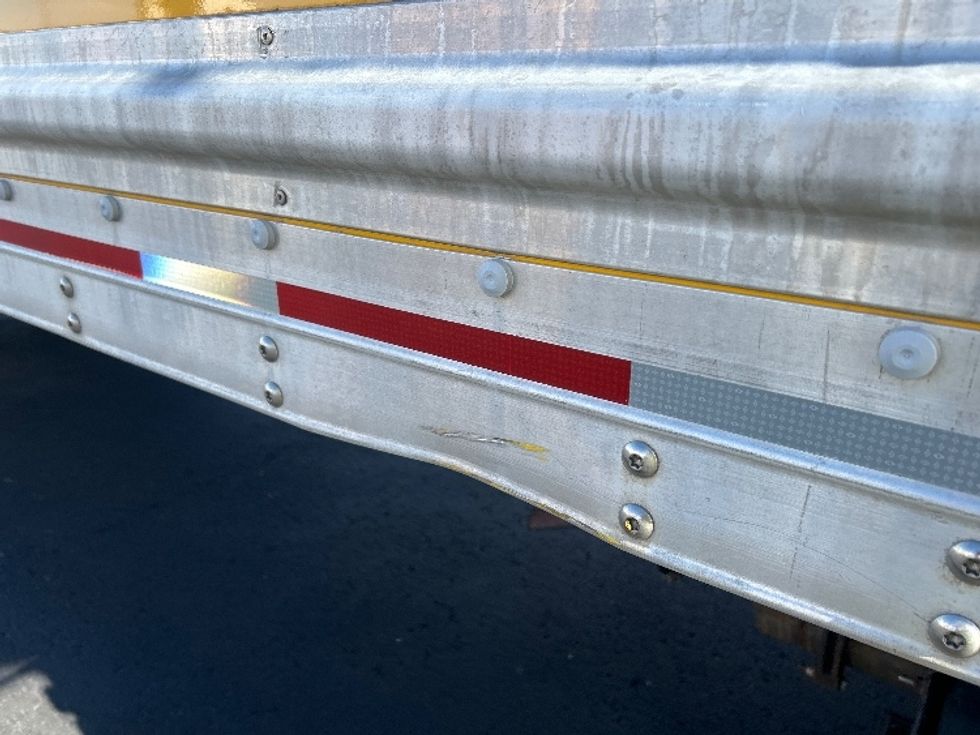 Medium Duty Box Truck-Light and Medium Duty Trucks-International-2021-MV607-Denver-CO-201,289\n\t\tmiles-$ 42,000 - Image 25