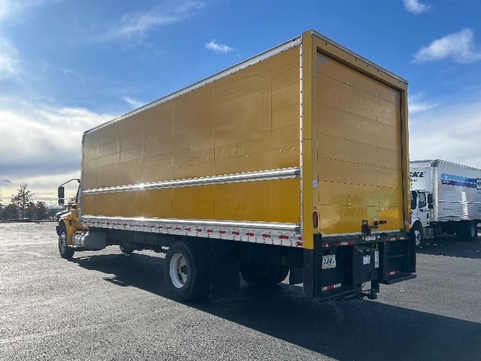 Medium Duty Box Truck-Light and Medium Duty Trucks-International-2021-MV607-Denver-CO-201,289\n\t\tmiles-$ 42,000 - Image 6