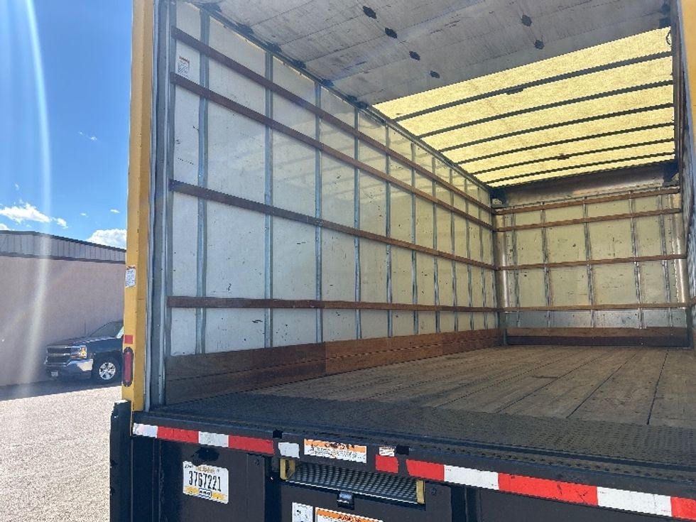 Medium Duty Box Truck-Light and Medium Duty Trucks-International-2021-MV607-Denver-CO-204,209\n\t\tmiles-$ 32,250 - Image 11
