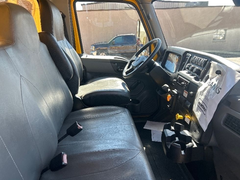 Medium Duty Box Truck-Light and Medium Duty Trucks-International-2021-MV607-Denver-CO-204,209\n\t\tmiles-$ 32,250 - Image 21