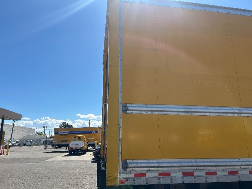 Medium Duty Box Truck-Light and Medium Duty Trucks-International-2021-MV607-Denver-CO-204,209\n\t\tmiles-$ 32,250 - Image 24