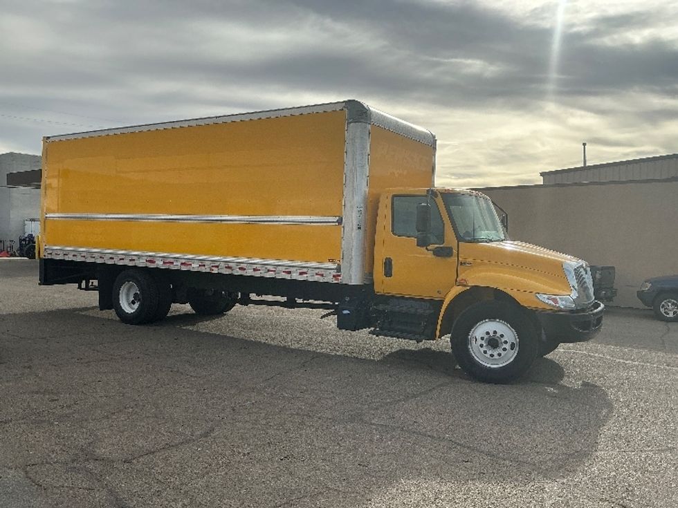 Medium Duty Box Truck-Light and Medium Duty Trucks-International-2021-MV607-Denver-CO-213,145\n\t\tmiles-$ 36,250 - Image 15