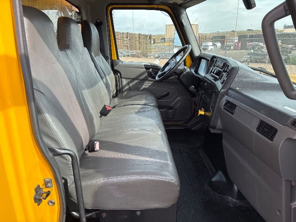 Medium Duty Box Truck-Light and Medium Duty Trucks-International-2021-MV607-Denver-CO-230,990\n\t\tmiles-$ 39,750 - Image 22