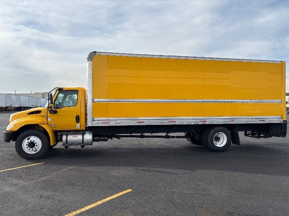 Medium Duty Box Truck-Light and Medium Duty Trucks-International-2021-MV607-Denver-CO-230,990\n\t\tmiles-$ 39,750 - Image 4