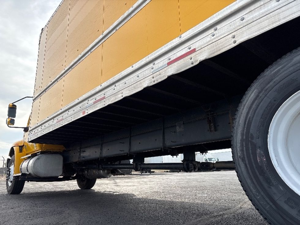 Medium Duty Box Truck-Light and Medium Duty Trucks-International-2021-MV607-Denver-CO-230,990\n\t\tmiles-$ 39,750 - Image 5
