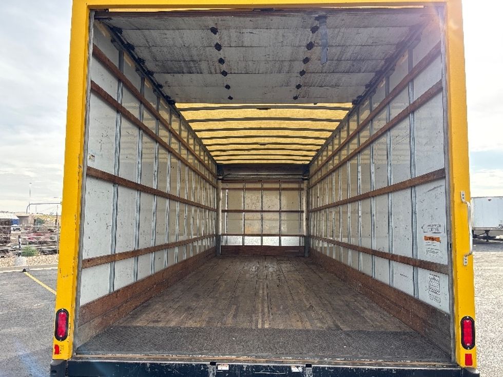 Medium Duty Box Truck-Light and Medium Duty Trucks-International-2021-MV607-Denver-CO-230,990\n\t\tmiles-$ 39,750 - Image 8