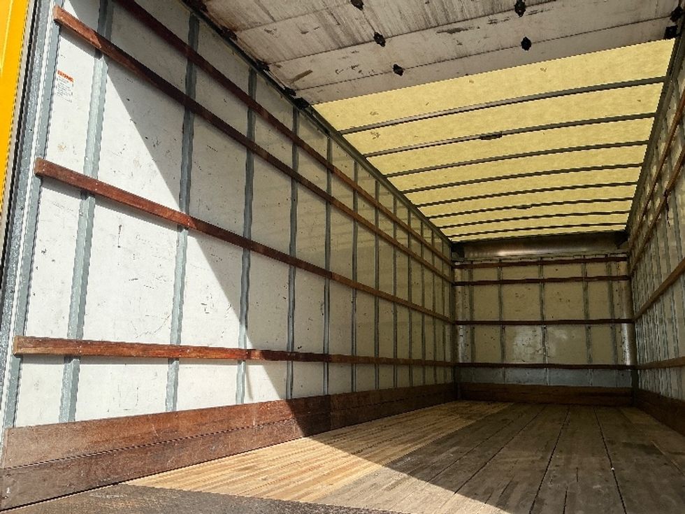 Medium Duty Box Truck-Light and Medium Duty Trucks-International-2021-MV607-Denver-CO-268,561\n\t\tmiles-$ 33,250 - Image 11