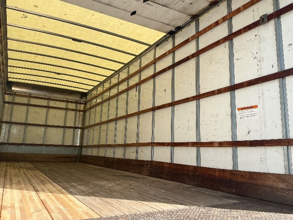 Medium Duty Box Truck-Light and Medium Duty Trucks-International-2021-MV607-Denver-CO-268,561\n\t\tmiles-$ 33,250 - Image 12