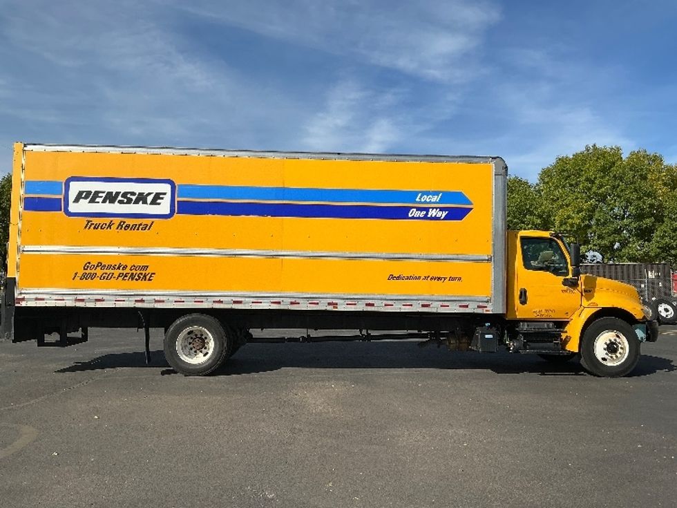 Medium Duty Box Truck-Light and Medium Duty Trucks-International-2021-MV607-Denver-CO-268,561\n\t\tmiles-$ 33,250 - Image 15