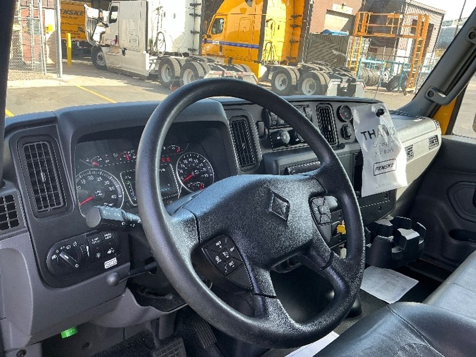 Medium Duty Box Truck-Light and Medium Duty Trucks-International-2021-MV607-Denver-CO-268,561\n\t\tmiles-$ 33,250 - Image 17