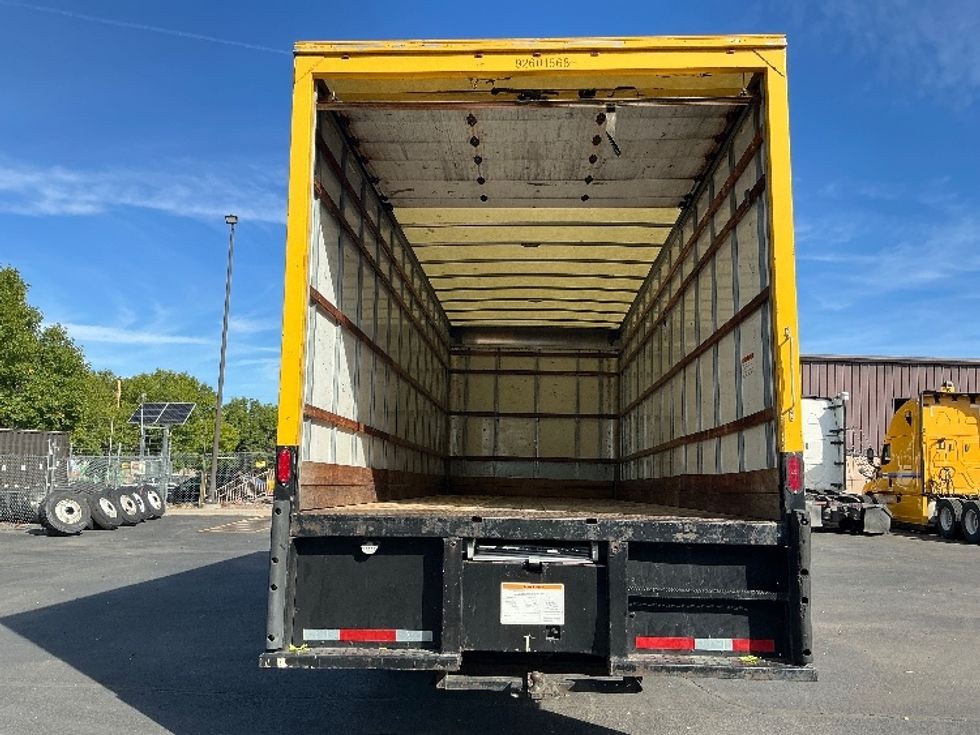 Medium Duty Box Truck-Light and Medium Duty Trucks-International-2021-MV607-Denver-CO-268,561\n\t\tmiles-$ 33,250 - Image 8