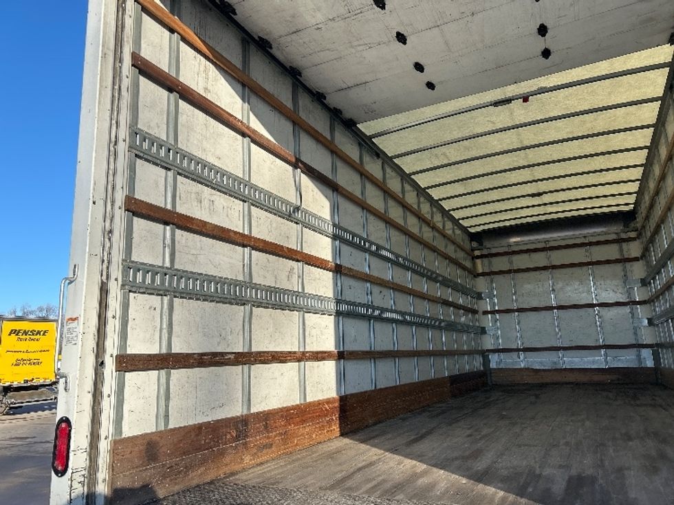 Medium Duty Box Truck-Light and Medium Duty Trucks-International-2021-MV607-Des Moines-IA-151,259\n\t\tmiles-$ 58,750 - Image 11