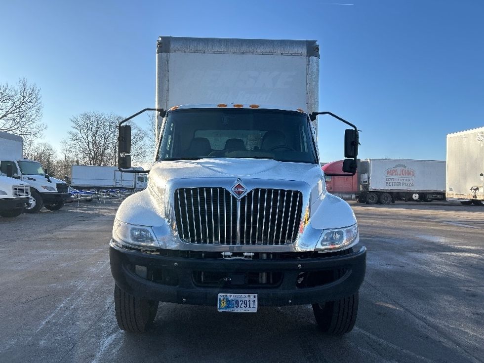 Medium Duty Box Truck-Light and Medium Duty Trucks-International-2021-MV607-Des Moines-IA-151,259\n\t\tmiles-$ 58,750 - Image 2