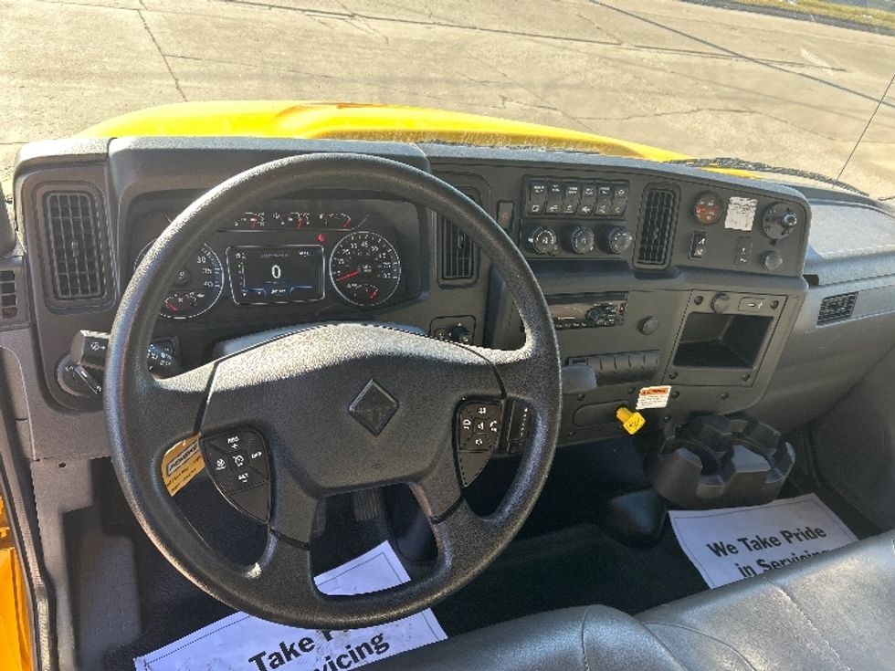 Medium Duty Box Truck-Light and Medium Duty Trucks-International-2021-MV607-Des Moines-IA-207,939\n\t\tmiles-$ 40,000 - Image 17