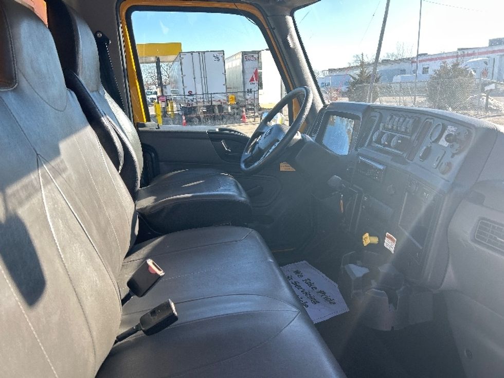 Medium Duty Box Truck-Light and Medium Duty Trucks-International-2021-MV607-Des Moines-IA-207,939\n\t\tmiles-$ 40,000 - Image 21