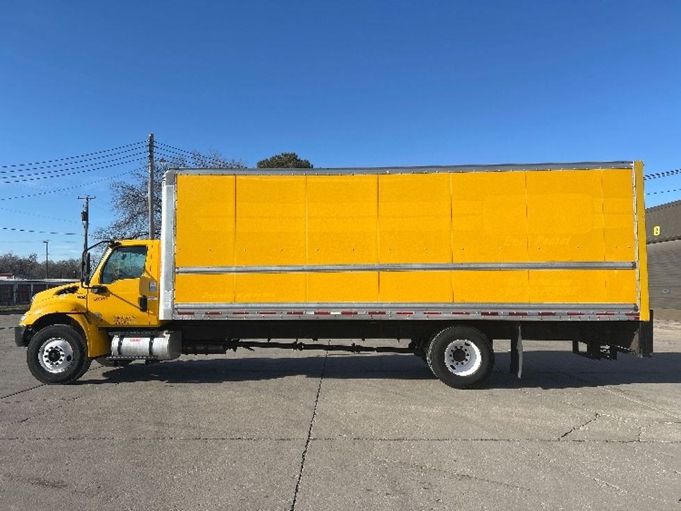 Medium Duty Box Truck-Light and Medium Duty Trucks-International-2021-MV607-Des Moines-IA-207,939\n\t\tmiles-$ 40,000 - Image 4
