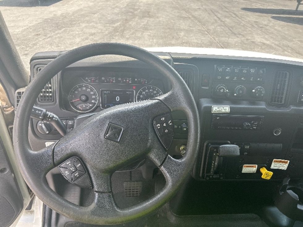 Medium Duty Box Truck-Light and Medium Duty Trucks-International-2021-MV607-Duluth-GA-221,745\n\t\tmiles-$ 52,750 - Image 18
