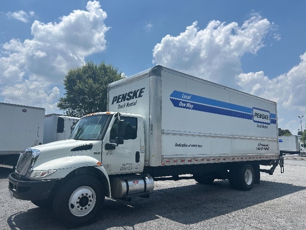 Medium Duty Box Truck-Light and Medium Duty Trucks-International-2021-MV607-Duluth-GA-221,745\n\t\tmiles-$ 52,750 - Image 3