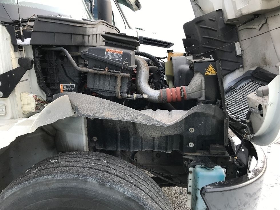 Medium Duty Box Truck-Light and Medium Duty Trucks-International-2021-MV607-Duncansville-PA-197,954\n\t\tmiles-$ 58,500 - Image 17