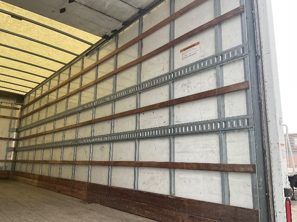 Medium Duty Box Truck-Light and Medium Duty Trucks-International-2021-MV607-Earth City-MO-223,857\n\t\tmiles-$ 46,750 - Image 12
