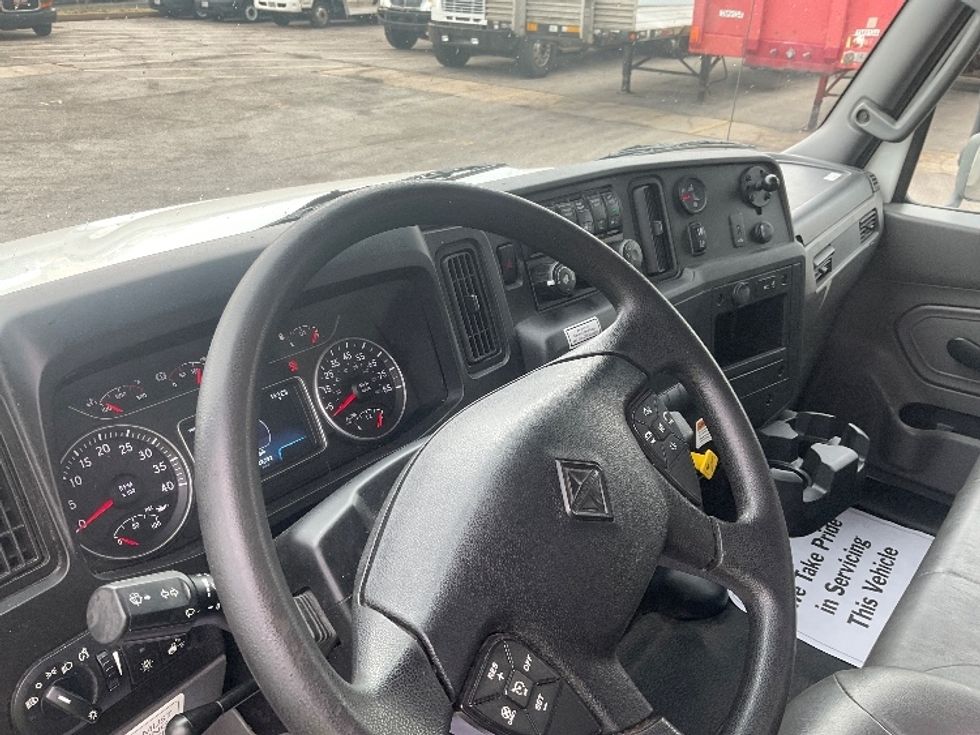 Medium Duty Box Truck-Light and Medium Duty Trucks-International-2021-MV607-Earth City-MO-223,857\n\t\tmiles-$ 46,750 - Image 17