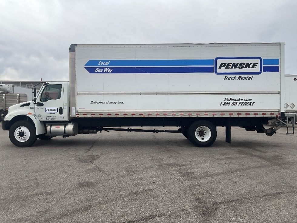 Medium Duty Box Truck-Light and Medium Duty Trucks-International-2021-MV607-Earth City-MO-223,857\n\t\tmiles-$ 46,750 - Image 4