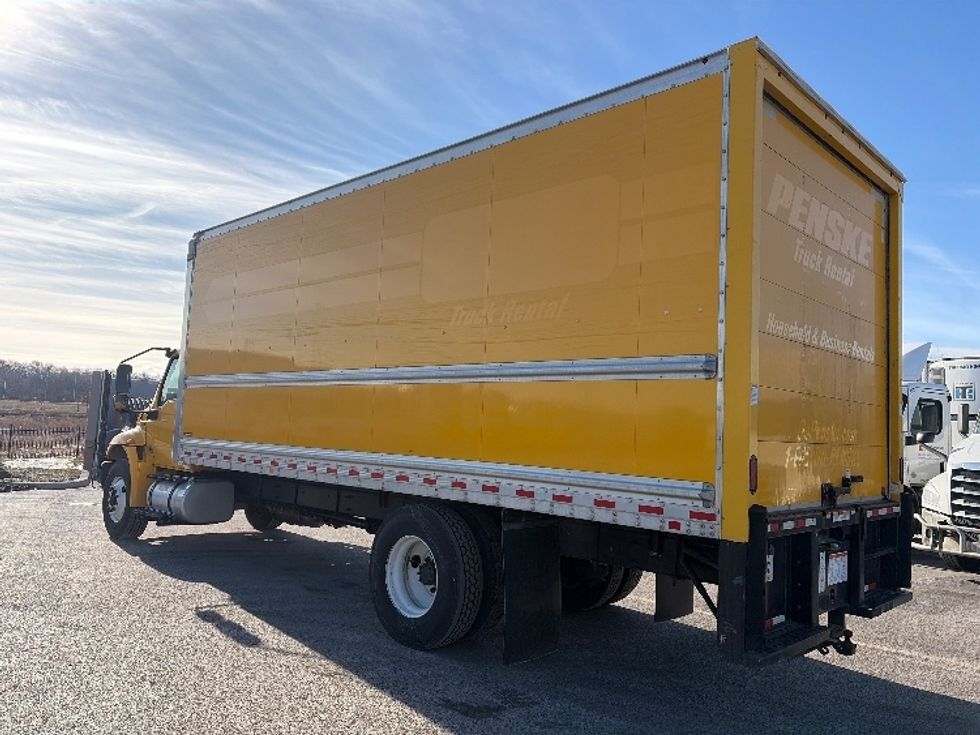 Medium Duty Box Truck-Light and Medium Duty Trucks-International-2021-MV607-East Chicago-IN-156,153\n\t\tmiles-$ 41,250 - Image 6