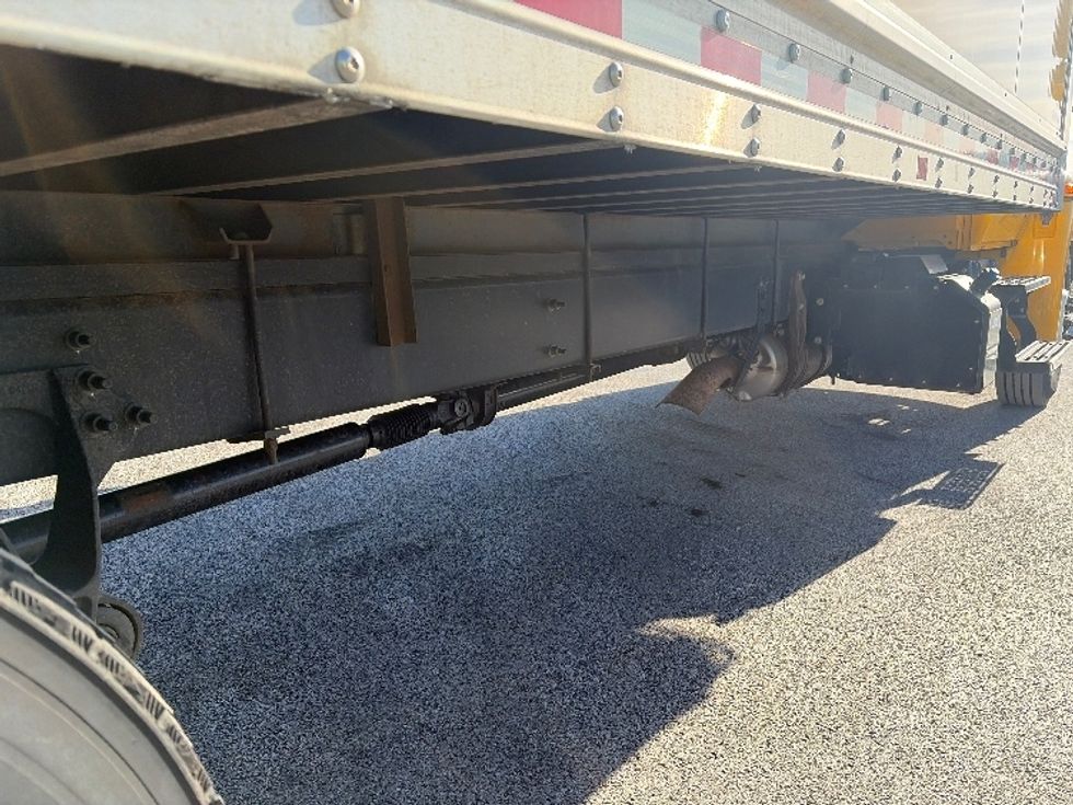 Medium Duty Box Truck-Light and Medium Duty Trucks-International-2021-MV607-East Chicago-IN-156,153\n\t\tmiles-$ 41,250 - Image 14