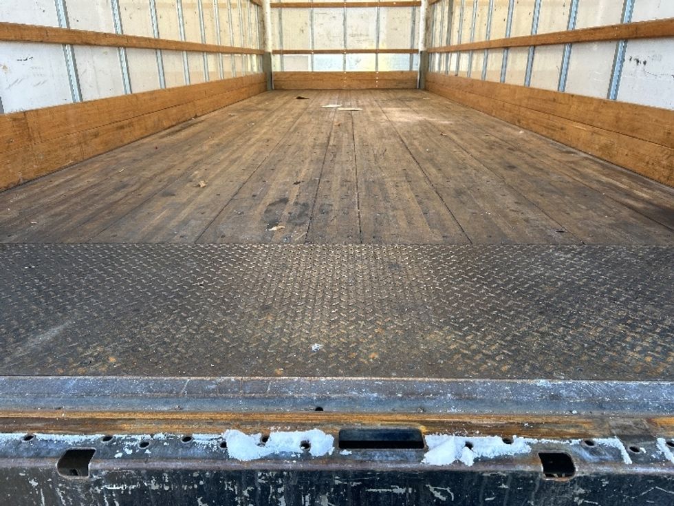Medium Duty Box Truck-Light and Medium Duty Trucks-International-2021-MV607-East Chicago-IN-244,158\n\t\tmiles-$ 32,250 - Image 9