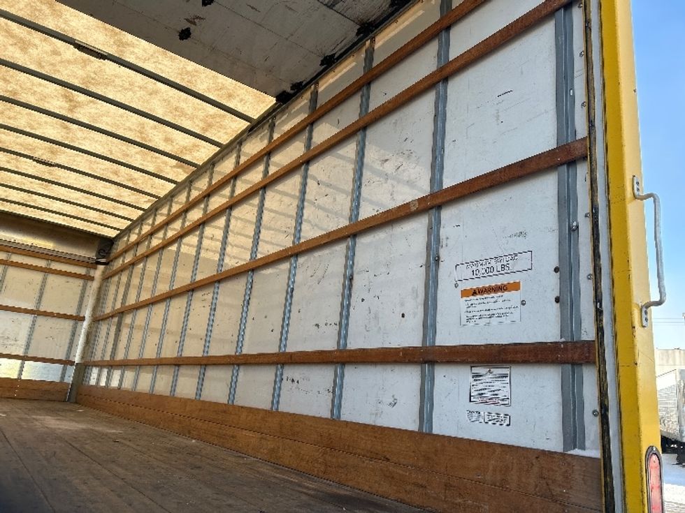 Medium Duty Box Truck-Light and Medium Duty Trucks-International-2021-MV607-East Chicago-IN-244,158\n\t\tmiles-$ 32,250 - Image 11