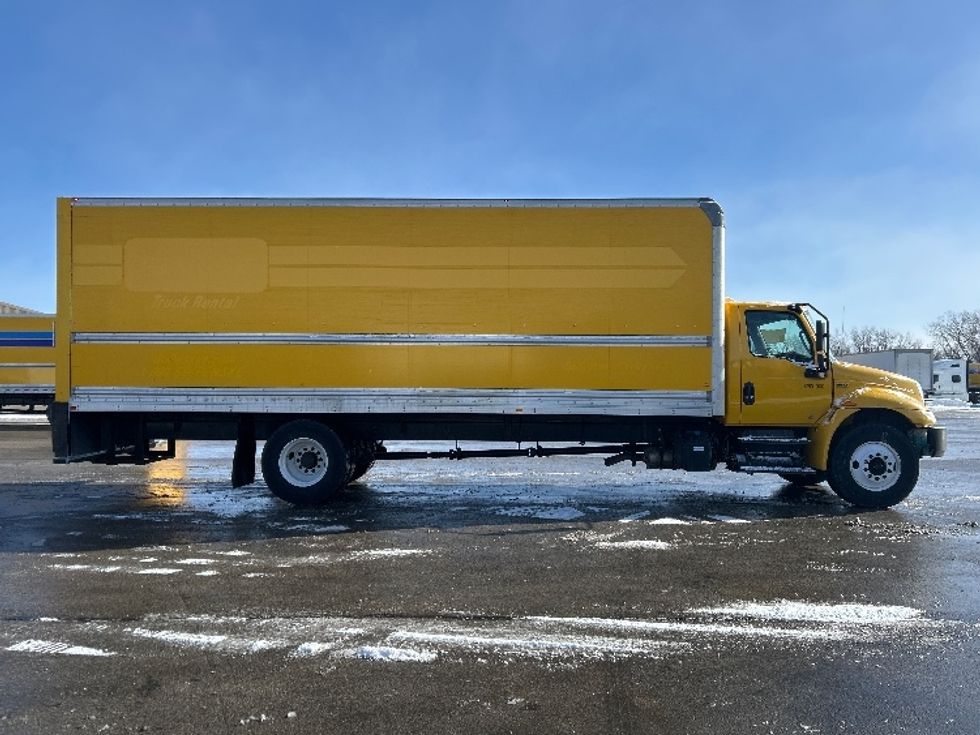 Medium Duty Box Truck-Light and Medium Duty Trucks-International-2021-MV607-East Chicago-IN-244,158\n\t\tmiles-$ 32,250 - Image 14