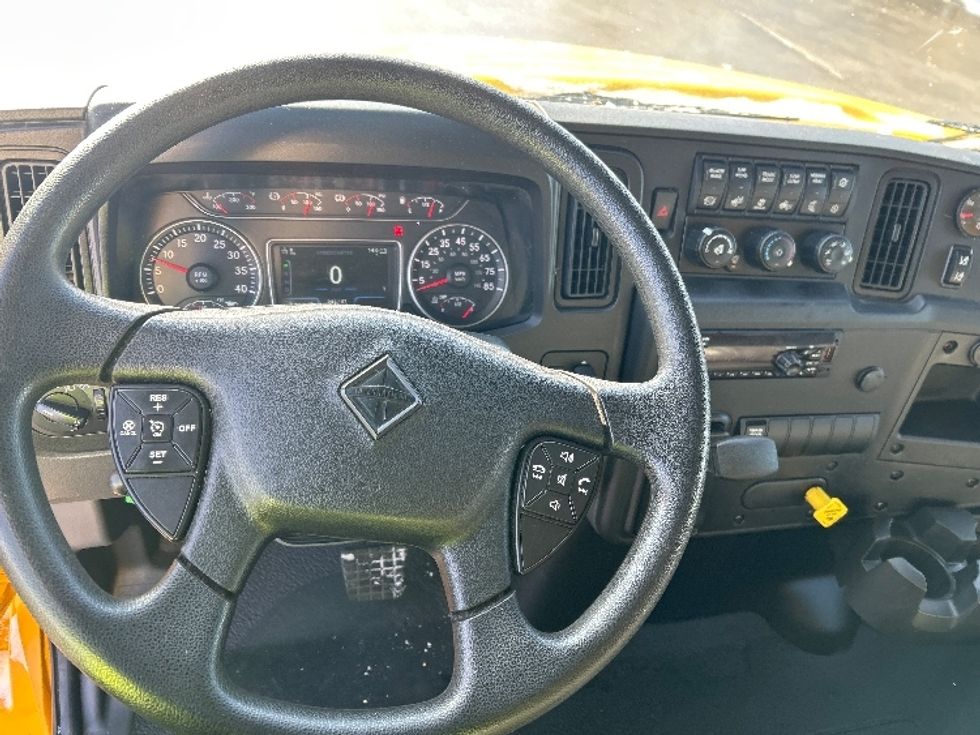 Medium Duty Box Truck-Light and Medium Duty Trucks-International-2021-MV607-East Chicago-IN-244,158\n\t\tmiles-$ 32,250 - Image 16