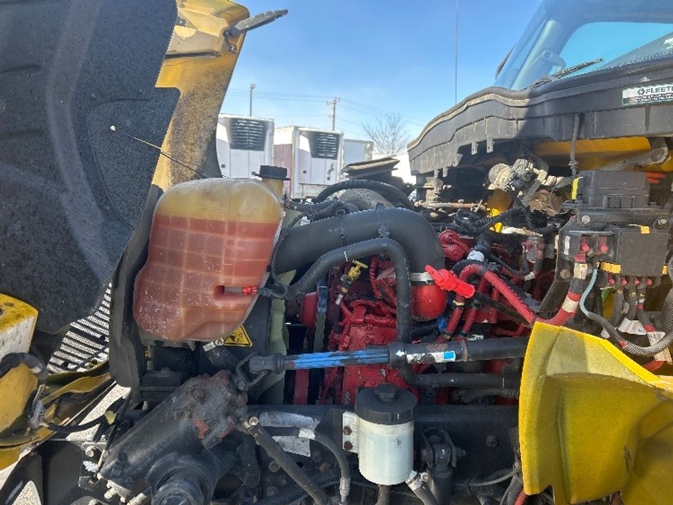 Medium Duty Box Truck-Light and Medium Duty Trucks-International-2021-MV607-East Chicago-IN-244,158\n\t\tmiles-$ 32,250 - Image 23