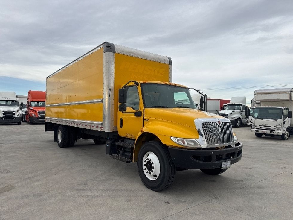 Medium Duty Box Truck-Light and Medium Duty Trucks-International-2021-MV607-Eden-MD-223,469\n\t\tmiles-$ 32,000 - Image 1