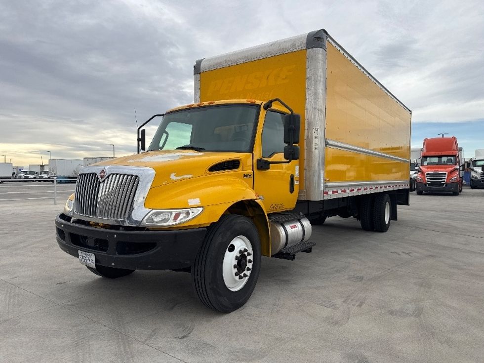 Medium Duty Box Truck-Light and Medium Duty Trucks-International-2021-MV607-Eden-MD-223,469\n\t\tmiles-$ 32,000 - Image 3